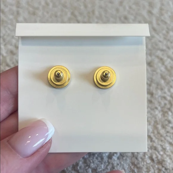 Auth NEW Tory Burch Semi Precious Ivory Mother Pearl Round BUTTON Stud Earring - Picture 2 of 2